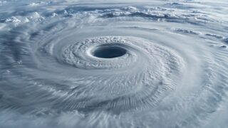 【#1571　連休前/台風前夜】